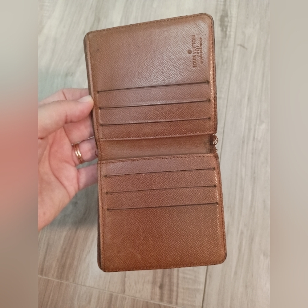 LOUIS VUITTON Vintage. CANVAS BI-FOLD MONOGRAM  WALLET. Men’s - Picture 6 of 13